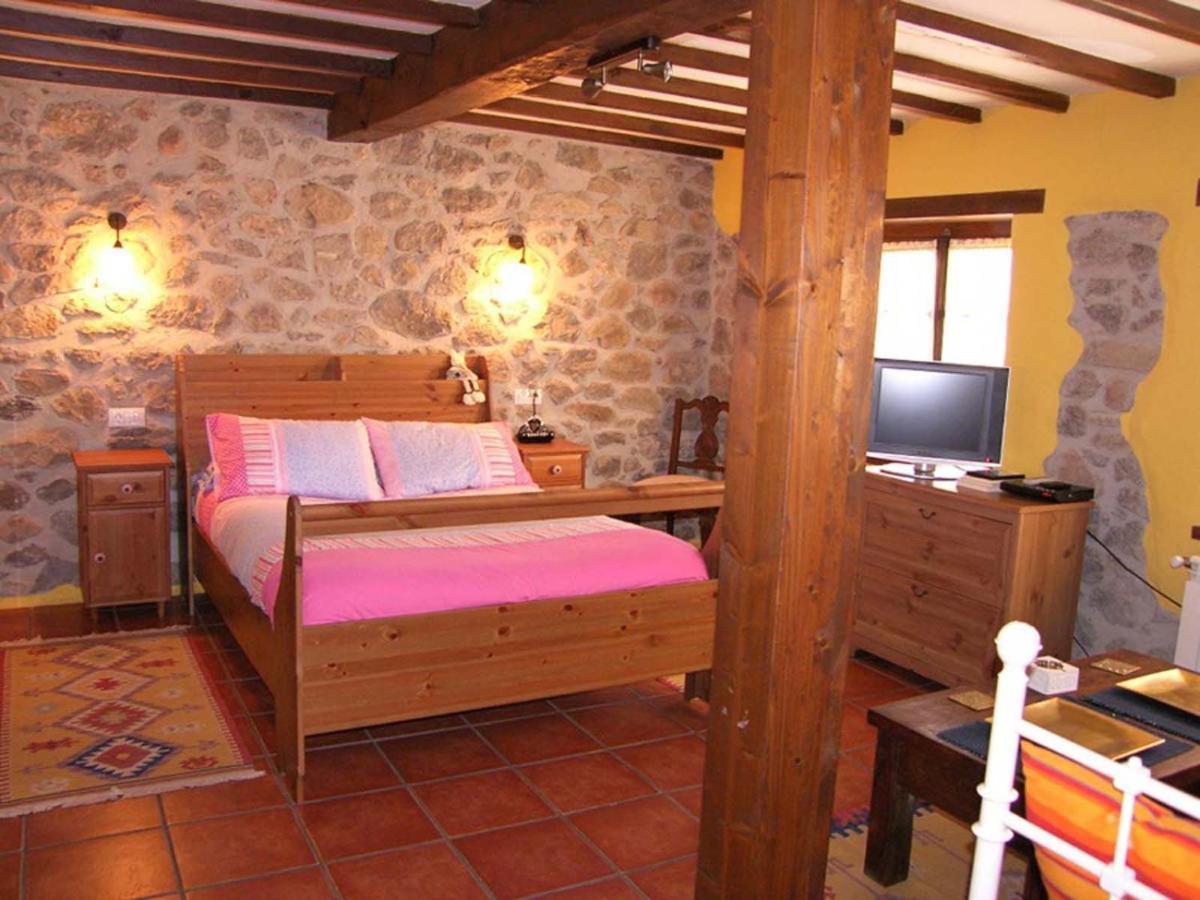 Apartamentos Rurales La Candaliega Onís Rom bilde