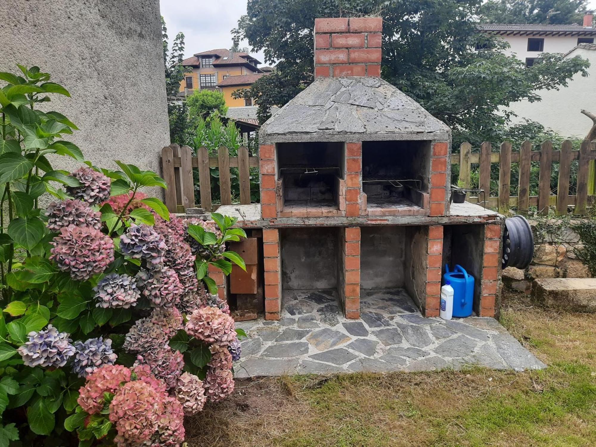 Apartamentos Rurales La Candaliega Onís Eksteriør bilde